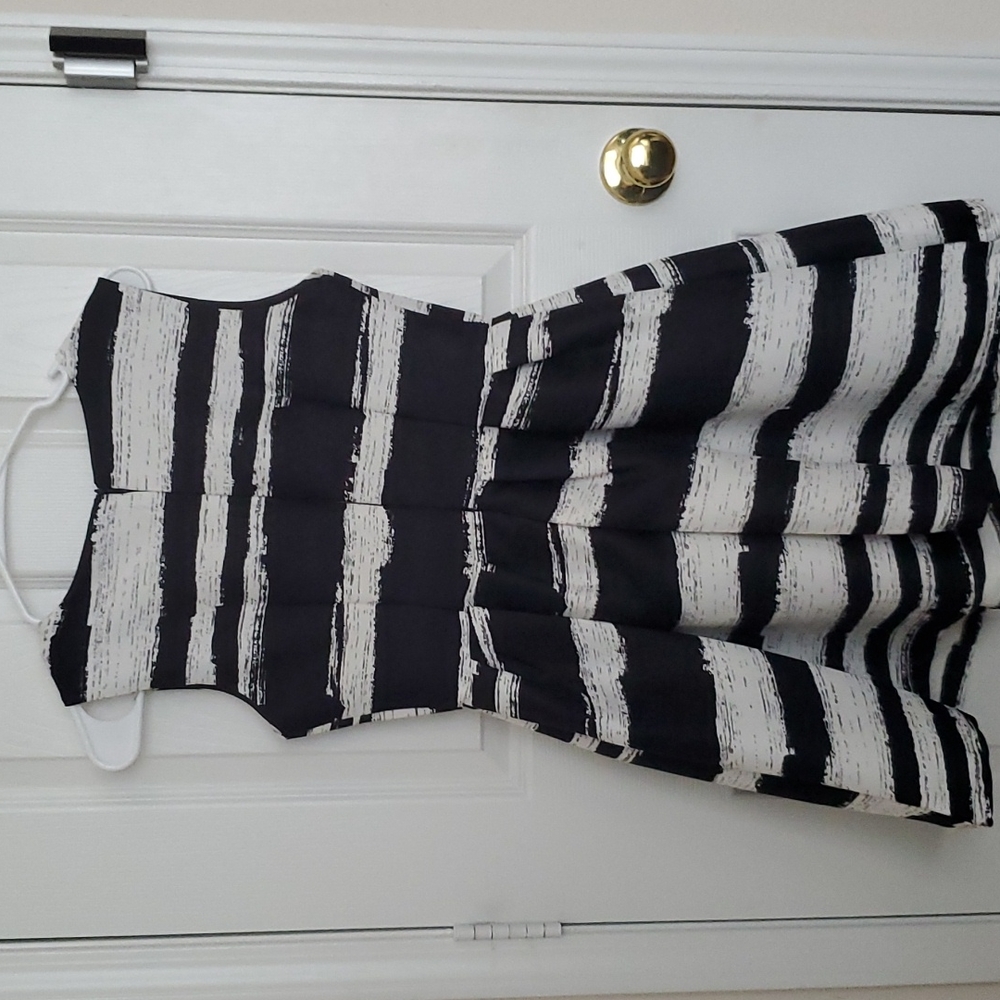 Black and White A-Line Dress - Picture 2 of 5